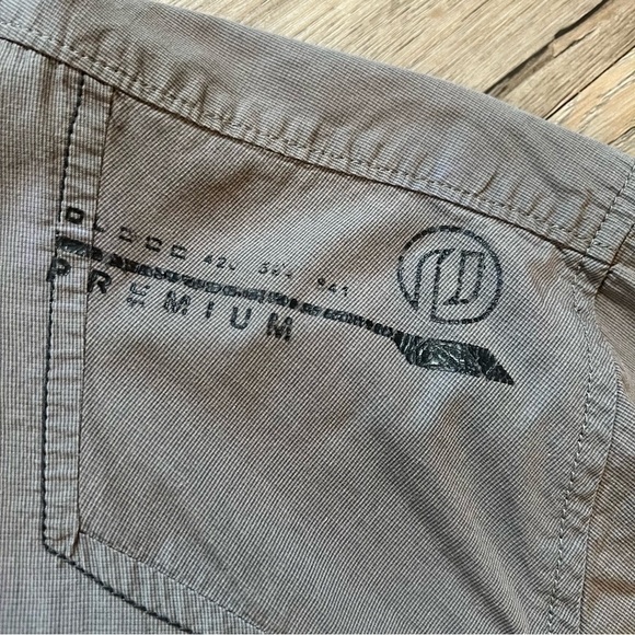 Men’s Jack & Jones SS Button Up Shirt​ - Picture 2 of 6